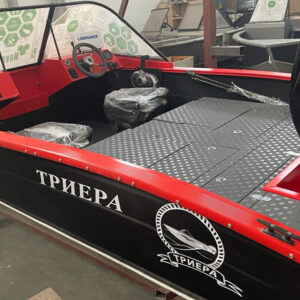 Алюминиевая моторная лодка «ТРИЕРА 460 Про»